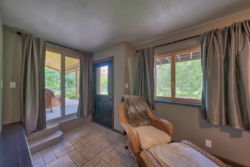 3239 Hwy 16 E Ten Sleep #32