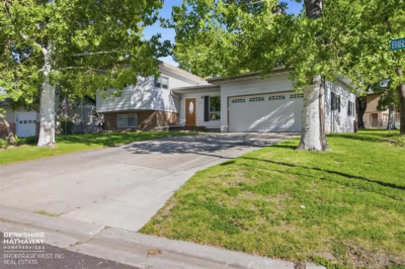 1202 Birch Ln Cody #2