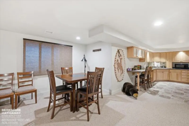2314 Madison Ave Cody #10