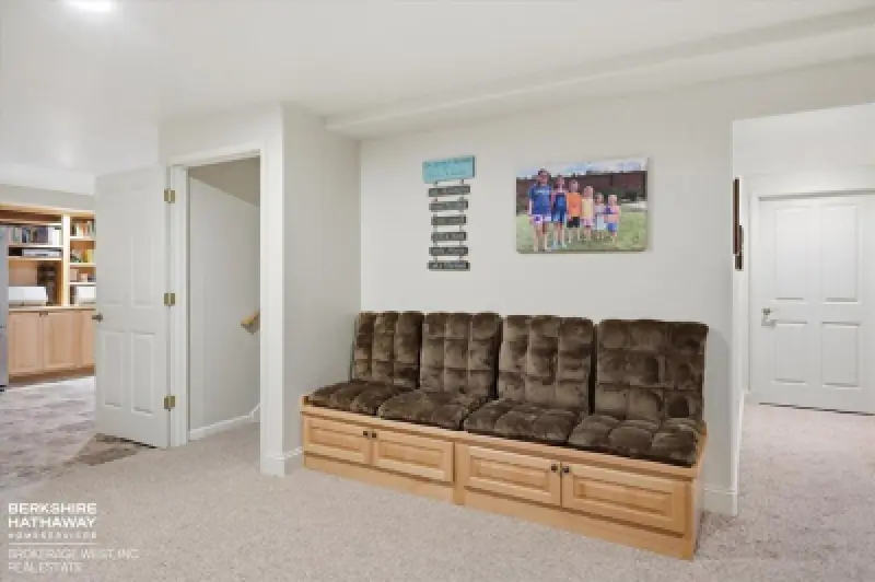2314 Madison Ave Cody #12