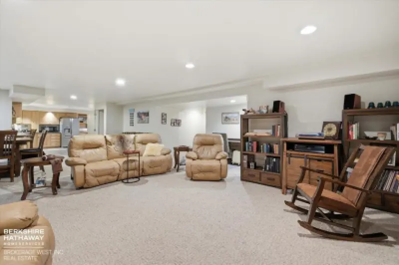 2314 Madison Ave Cody #13