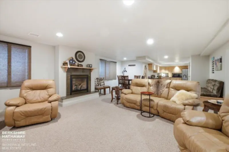 2314 Madison Ave Cody #14