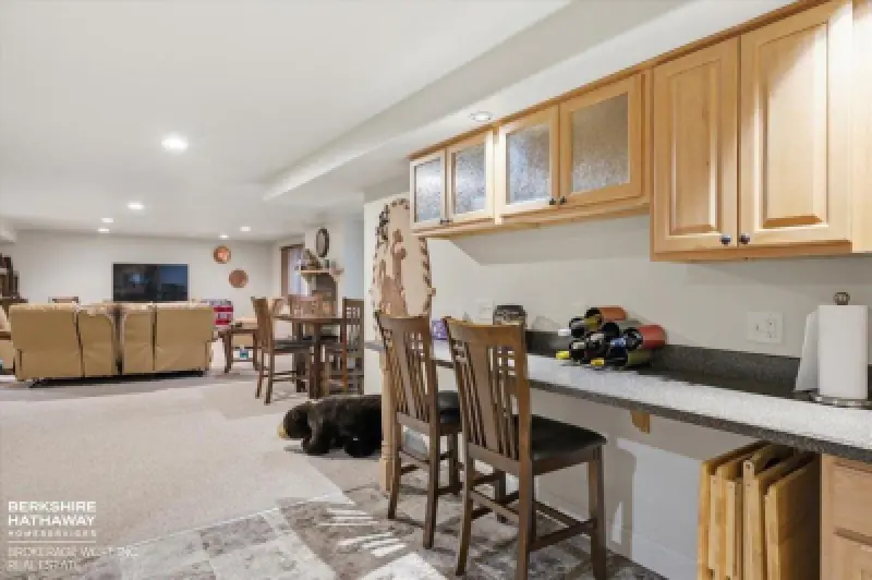 2314 Madison Ave Cody #7