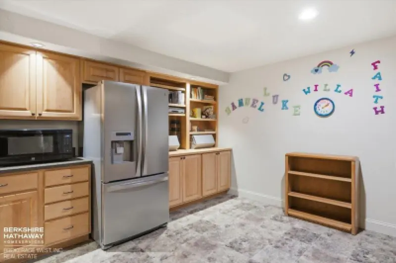 2314 Madison Ave Cody #8