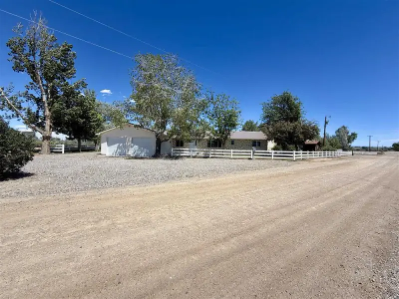 1100 Lane 15 Worland #11