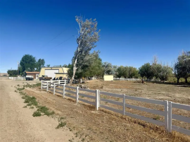 1100 Lane 15 Worland #35
