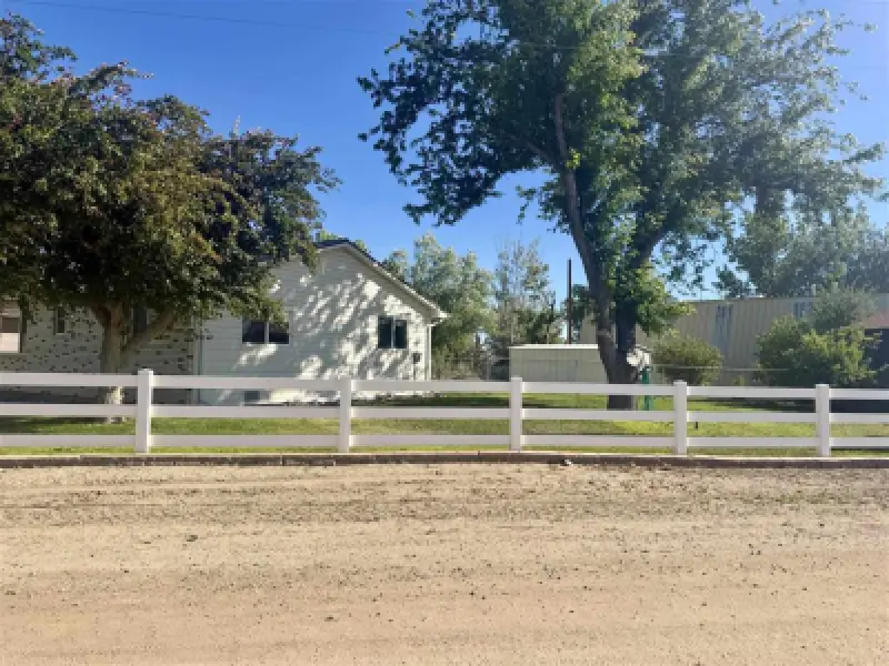 1100 Lane 15 Worland #4