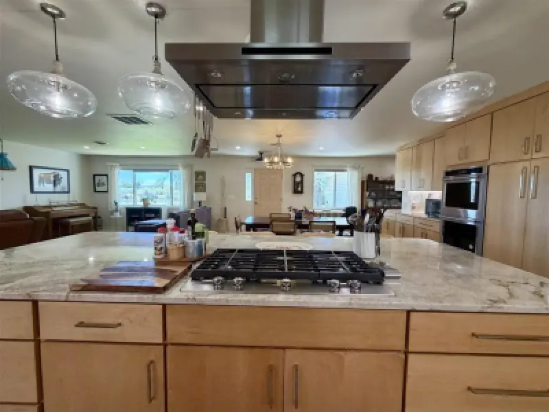 1100 Lane 15 Worland #44