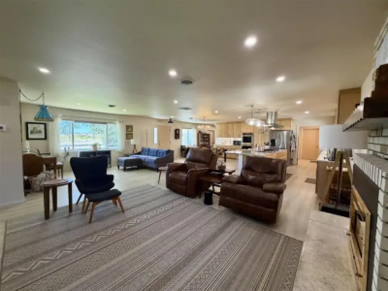 1100 Lane 15 Worland #51