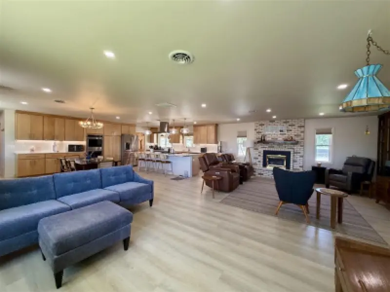 1100 Lane 15 Worland #52