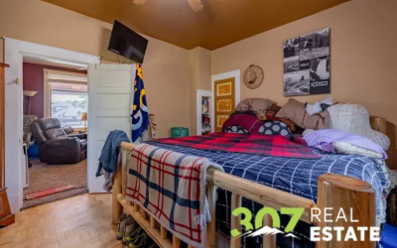 2840 Big Horn Ave Cody #24