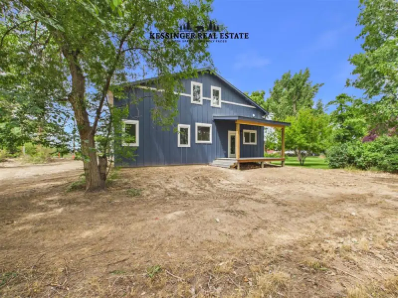 261 South 1st St W Cowley #4