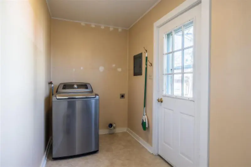 1431 Wyoming Ave Cody #23