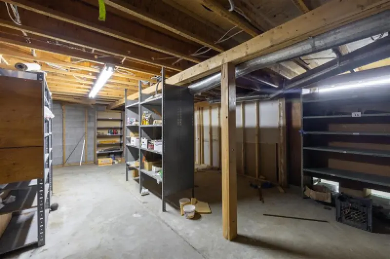 1431 Wyoming Ave Cody #32