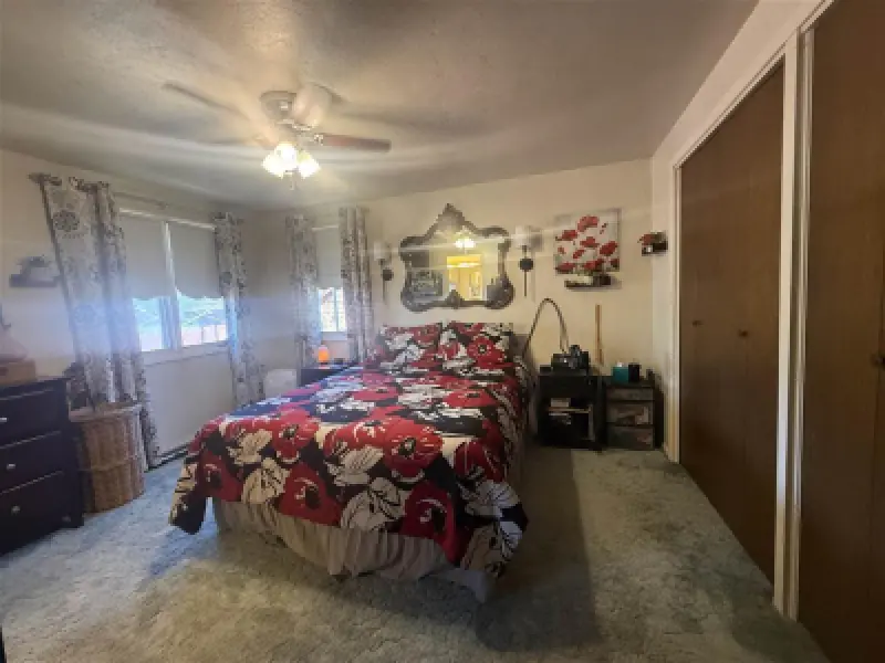 202 Division St Cowley #17