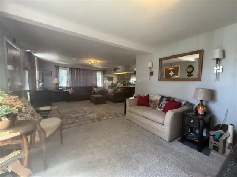 202 Division St Cowley #7