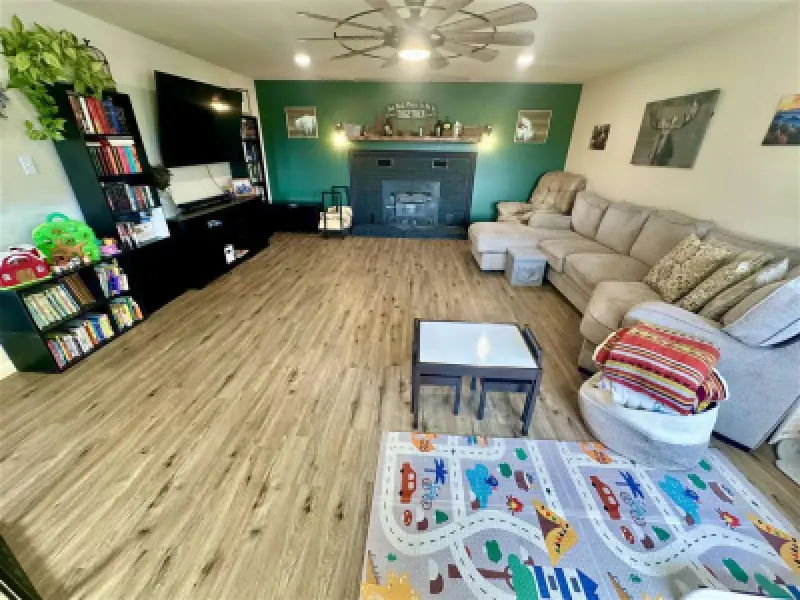 230 Hwy 14 Greybull #13