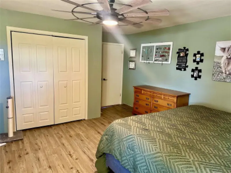 230 Hwy 14 Greybull #15