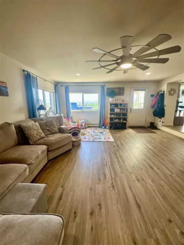230 Hwy 14 Greybull #5