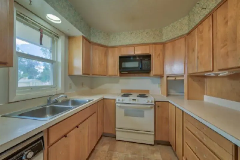1840 26th St Cody #10