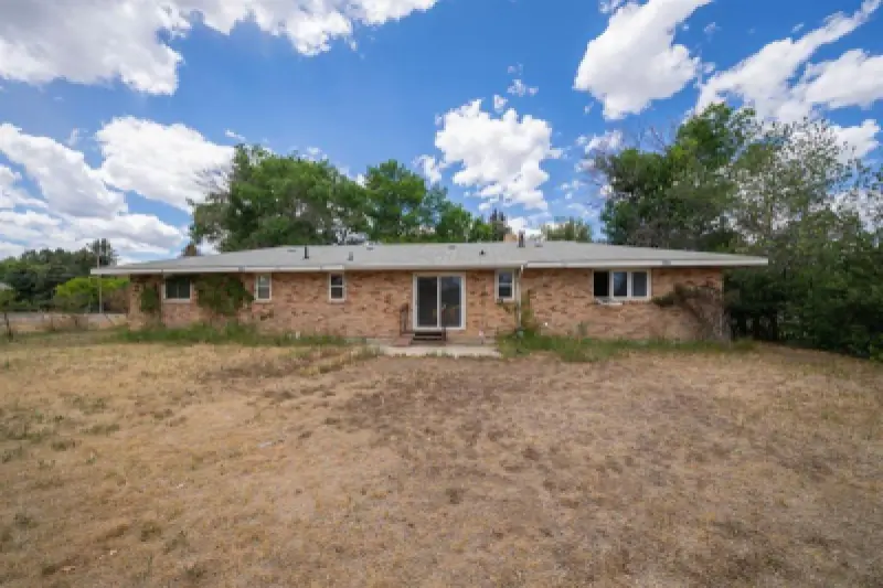 1840 26th St Cody #4