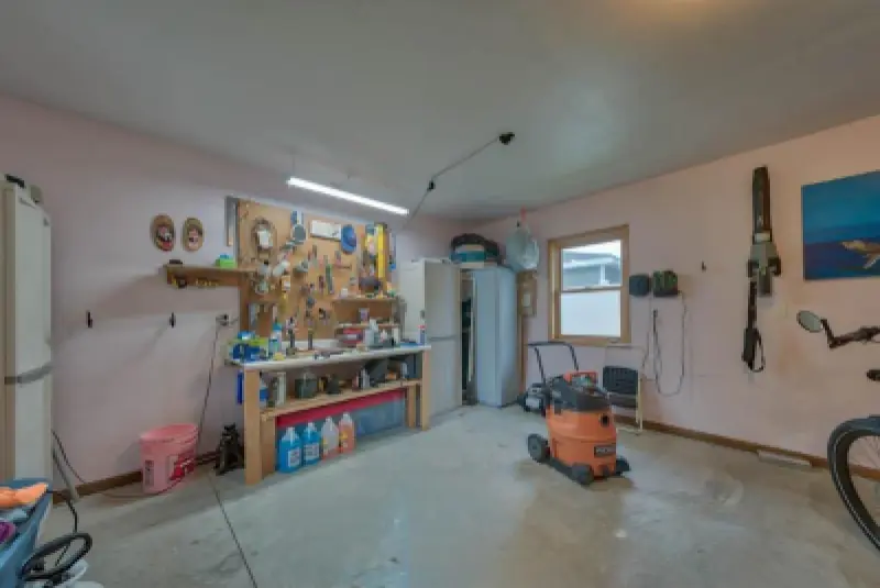 3326 Frisby Ave Cody #29