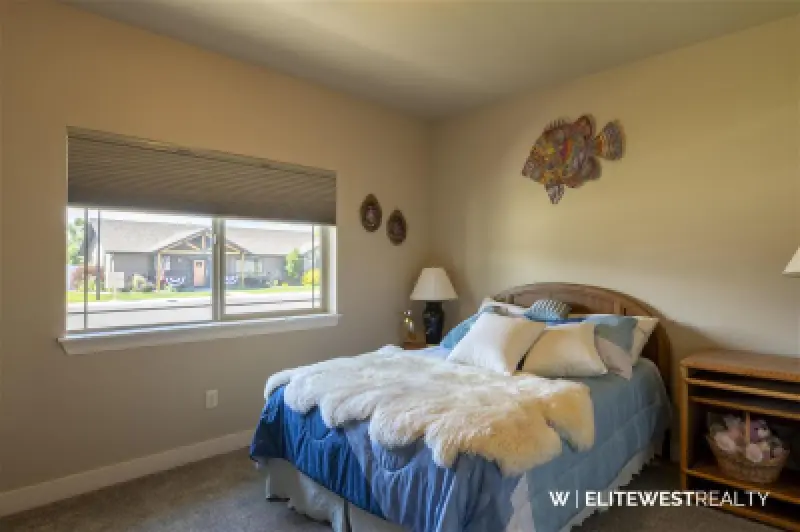 655 Avenue C Powell #18