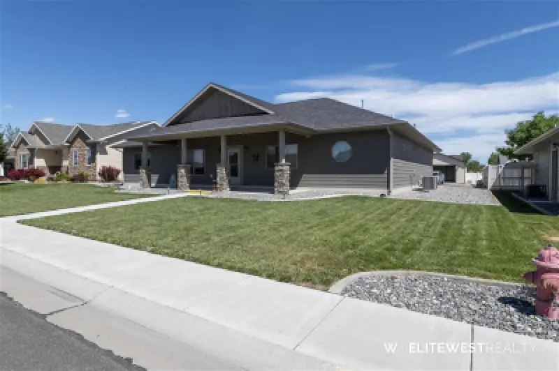 655 Avenue C Powell #2