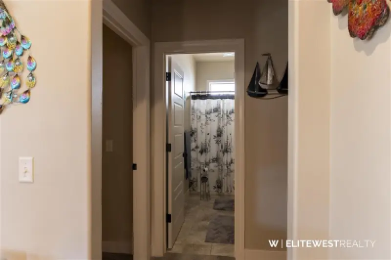 655 Avenue C Powell #20