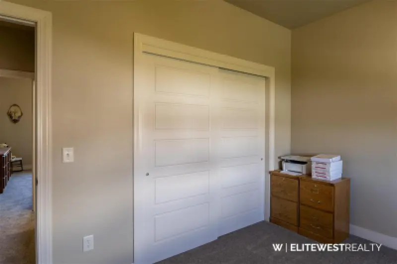 655 Avenue C Powell #23