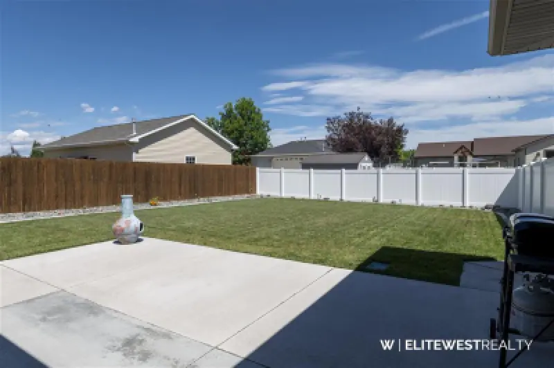 655 Avenue C Powell #44