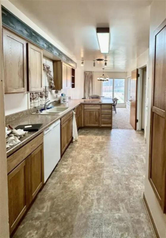 729 12th St Worland #12