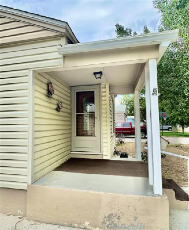 729 12th St Worland #3