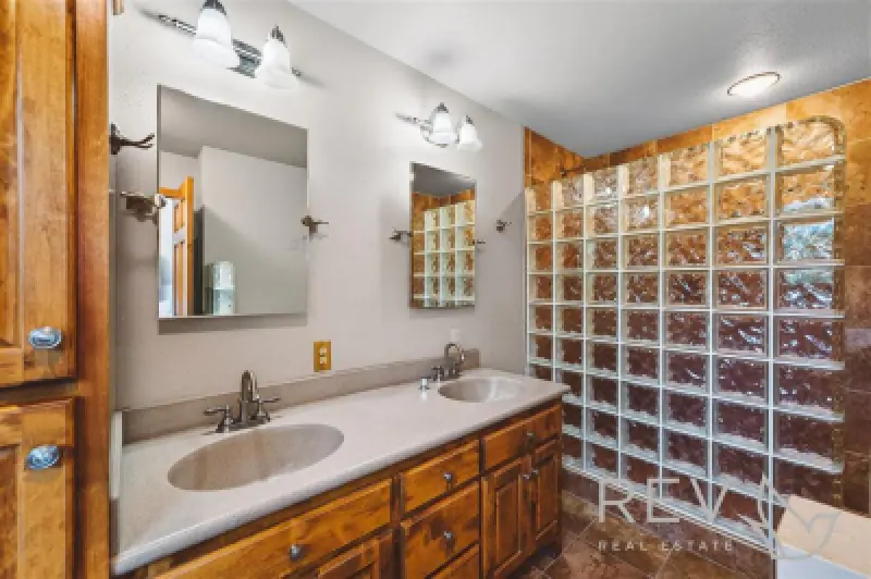 5550 Greybull Hwy Cody #18