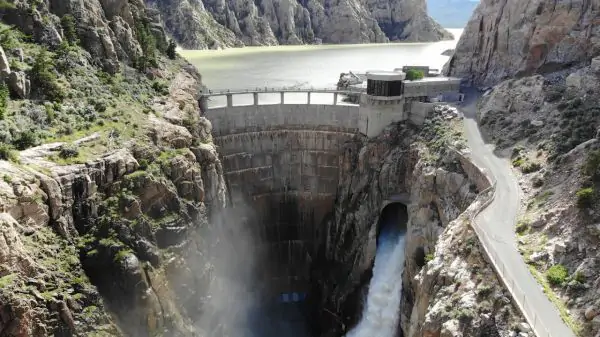 buffalo bill dam and visitor center on the scenic byway road to yellowstone | canyon real estate cody wyoming