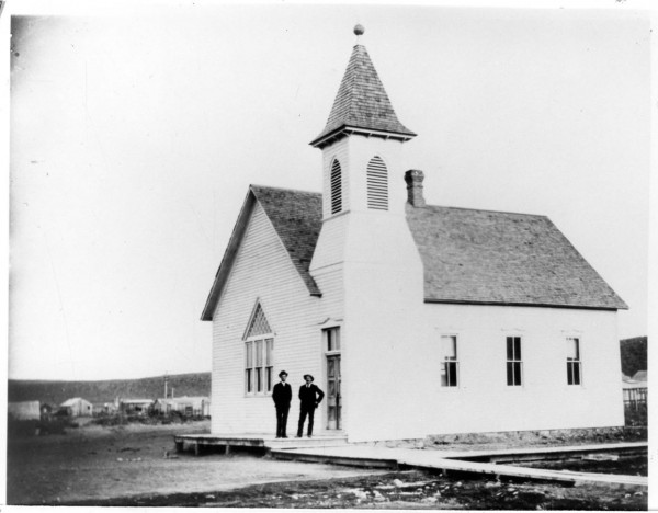 Methodist Episcopal Church dedicated in 1902 is now NINA’S ATTIC