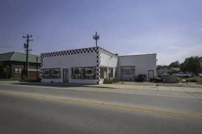 Exterior of 125 6th St Greybull