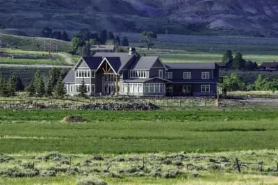 Exterior of 6 Whitney Dr Cody