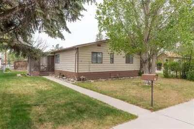 Exterior of 916 7th Greybull