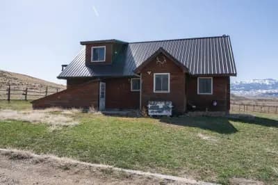 Exterior of 16 Caddis Ln Cody
