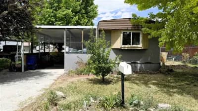Exterior of 2009 Sage Loop Worland