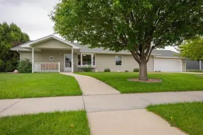 Exterior of 3326 Frisby Ave Cody