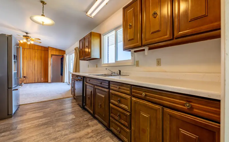 LOVELL WYOMING HOME ON TWO LOTS #7