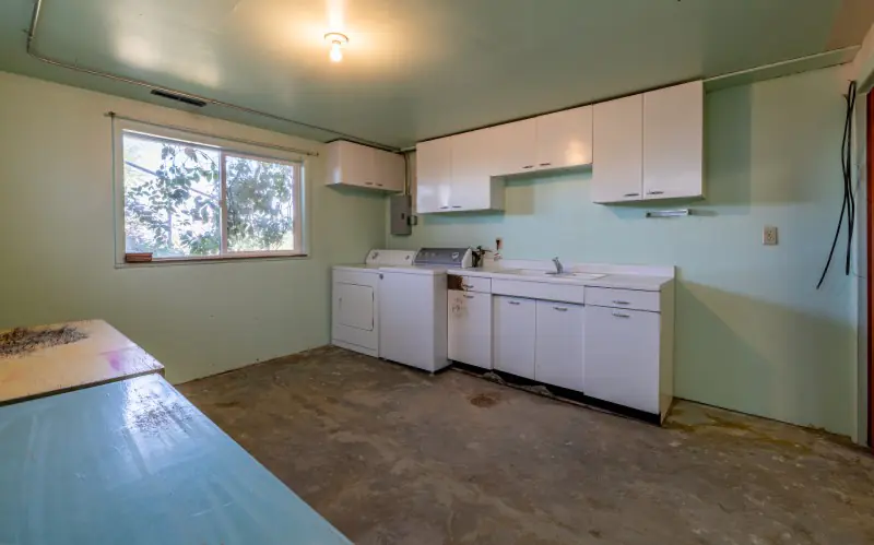 LOVELL WYOMING HOME ON TWO LOTS #21