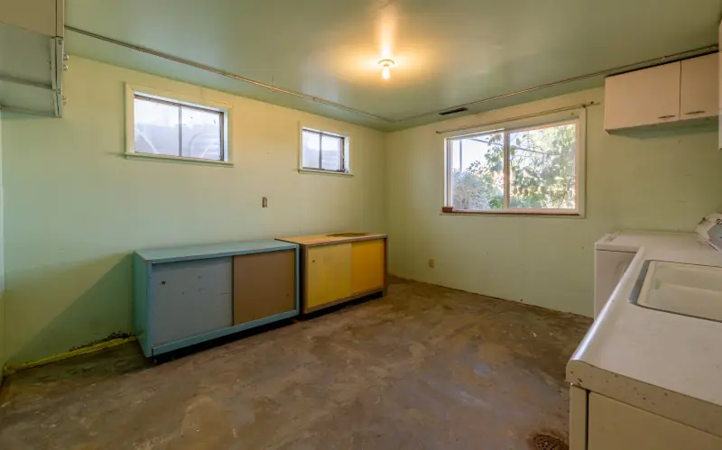 LOVELL WYOMING HOME ON TWO LOTS #22