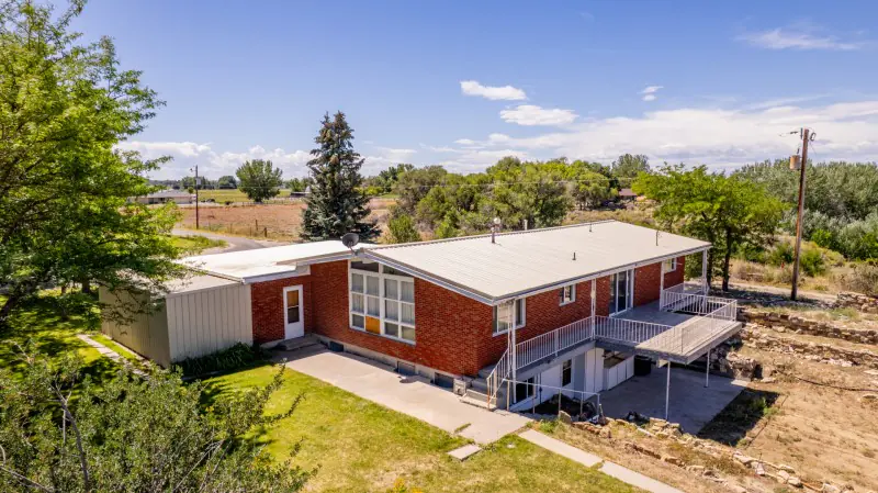 LOVELL WYOMING HOME ON TWO LOTS #40