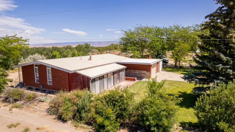 LOVELL WYOMING HOME ON TWO LOTS #41