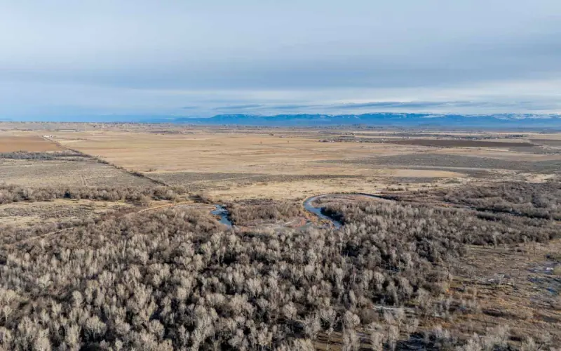 GREYBULL RIVER FARM #18