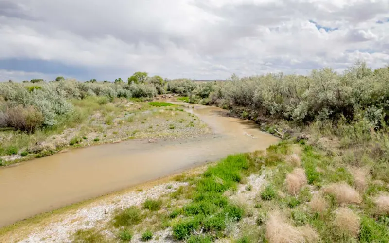 GREYBULL RIVER FARM #33