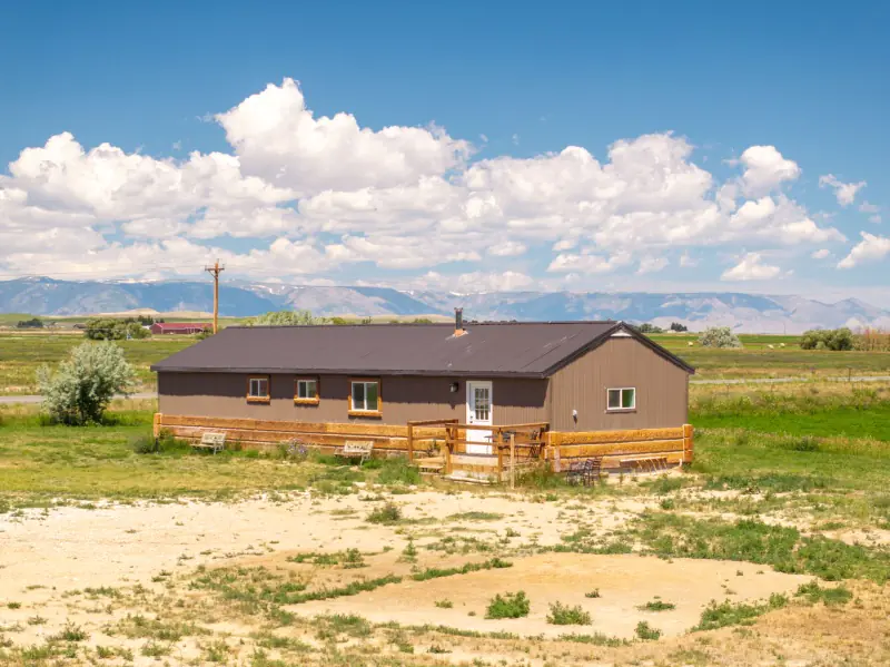 CREEKSIDE HOME POWELL WYOMING #51